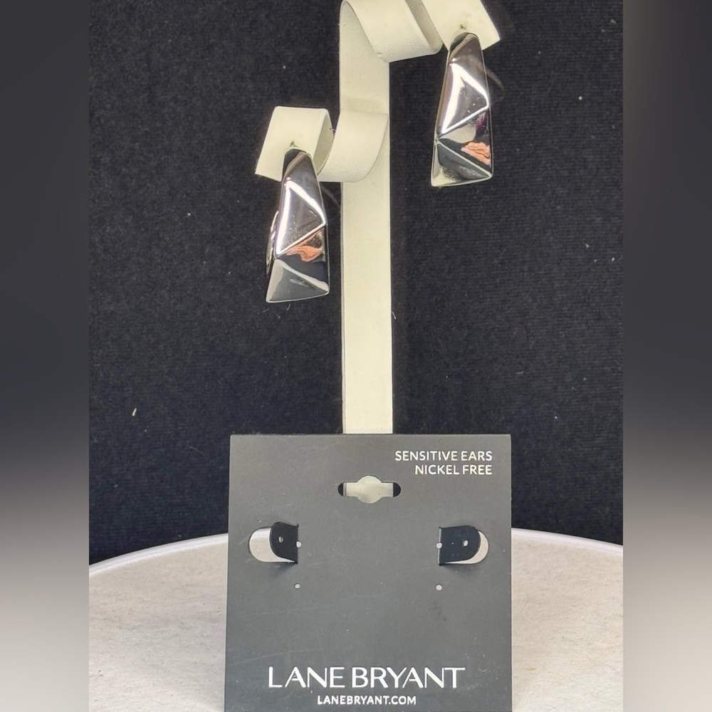 Lane Bryant Chunky Open Hoop Post Earrings in Gunmetal